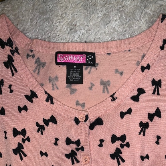 💋Say What? Women’s Cropped Cardigan - Picture 3 of 4